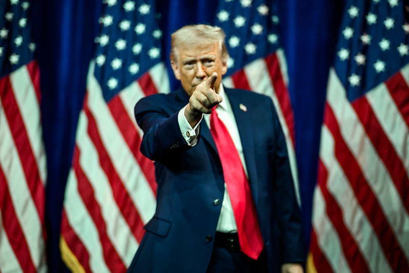 Trump Says He’ll Sue Trevor Noah Over Grammys Defamation