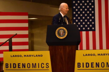 (NEW) President of the United States Joe Biden's speech on the economy. September 14, 2023, Largo, Maryland, USA: The US President Joe Biden delivered remarks on Thursday (14) afternoon on Bidenomics at Prince George's Community College in Largo, Maryland. Credit: Jack Marain/TheNews2 (Foto: Jack Marain/Thenews2/Deposit Photos)